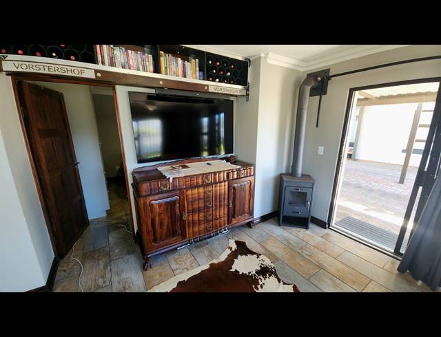 2 BEDROOM TOWNHOUSE FOR SALE IN DIAZ BEACH